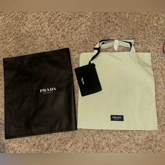 3 piece Prada beauty mint ice cream🍦green tote bag, wallet with protective case💚 - Picture 1 of 5